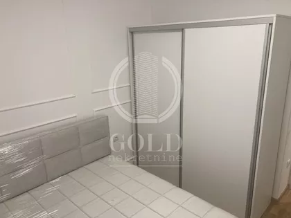 Aranj Janoša | 4zida.rs