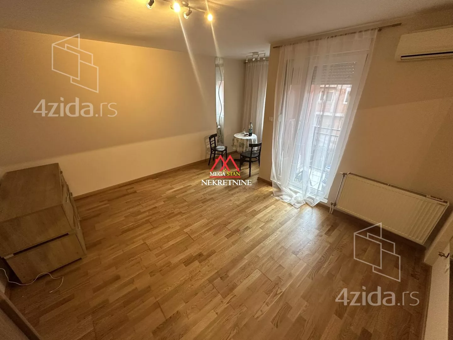 Garsonjera | 4zida