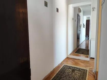 Velbuška | 4zida.rs