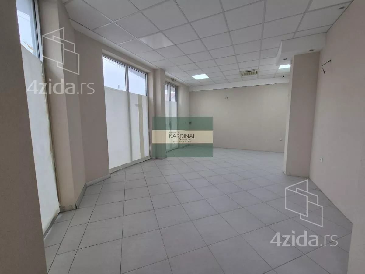 Poslovni prostor | 4zida