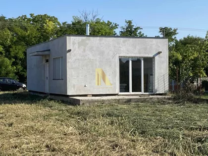 Čurug | 4zida.rs