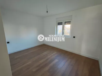 Vojvođanska | 4zida.rs