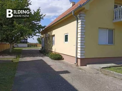 Dečka | 4zida.rs