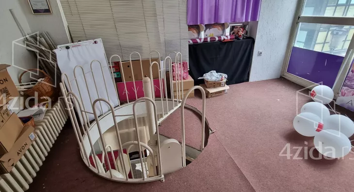 Poslovni prostor | 4zida