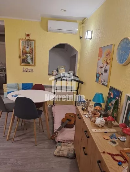 Toše Jovanovića | 4zida.rs