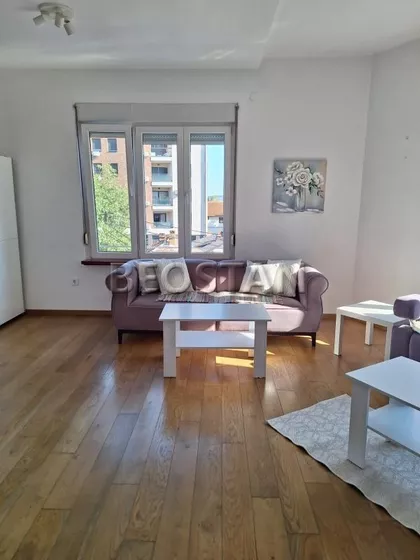Gospodara Vucica | 4zida.rs