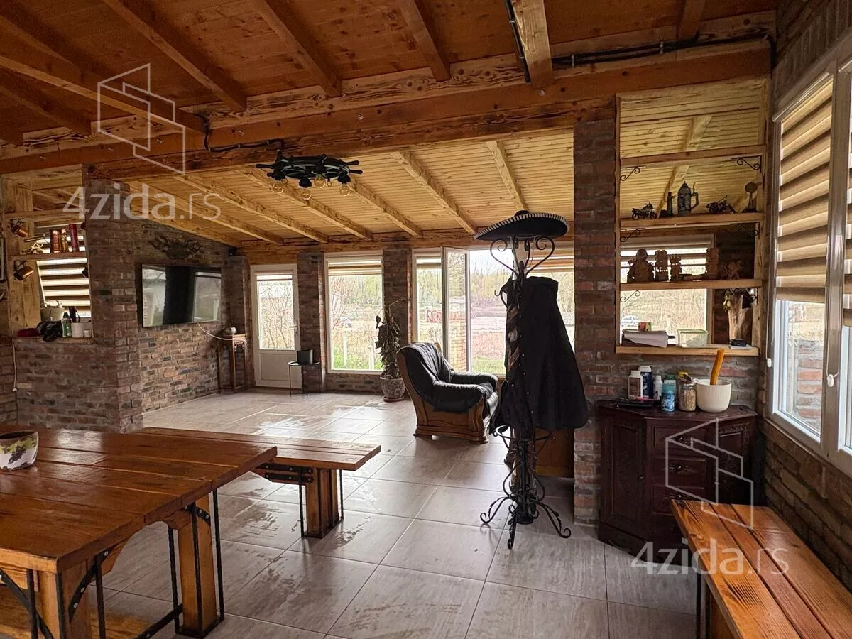 3-etažna kuća | 4zida