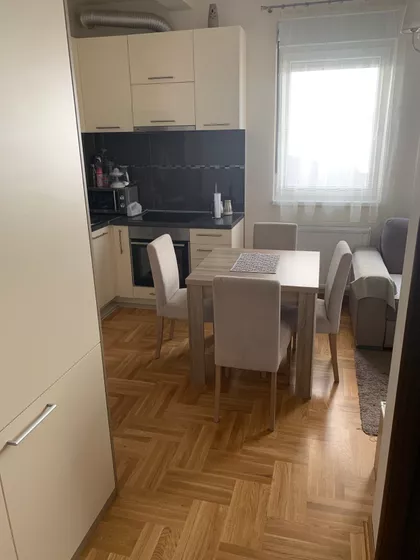 Mate Miloševića 18 | 4zida.rs