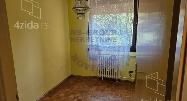 Četvoroiposoban stan | 4zida