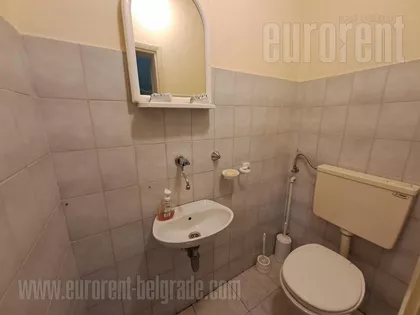 CENTAR | 4zida.rs