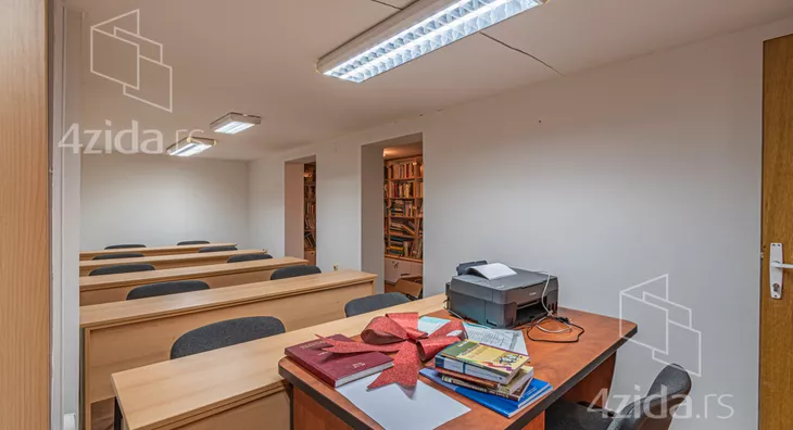 Poslovni prostor | 4zida