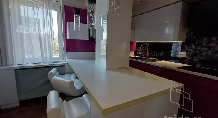 Petosoban stan | 4zida