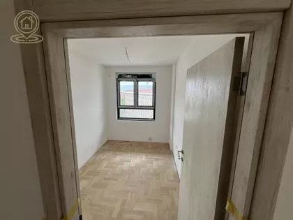 Ekonomski/Pravni Fakultet | 4zida.rs