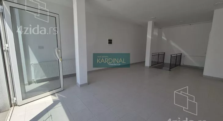 Lokal | 4zida
