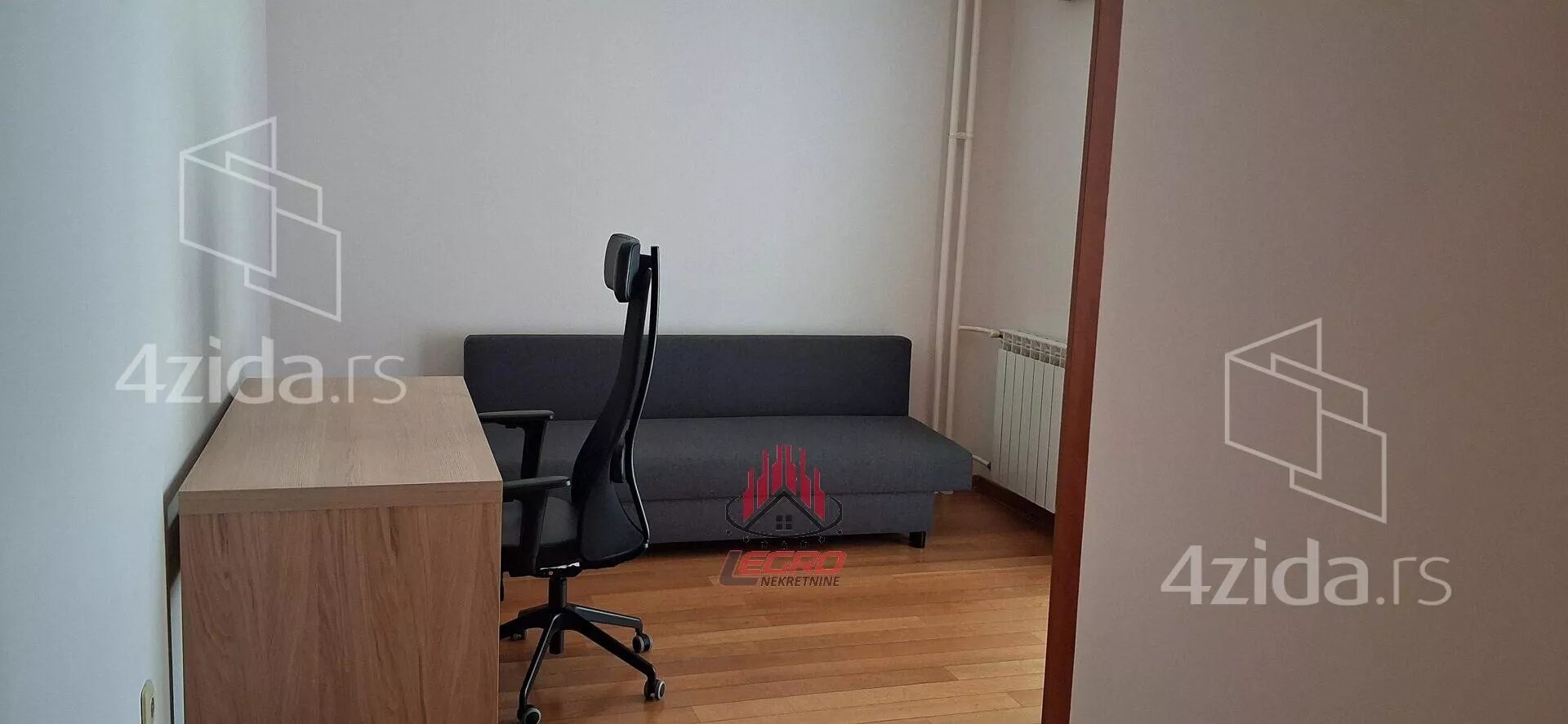 Petoiposoban stan | 4zida