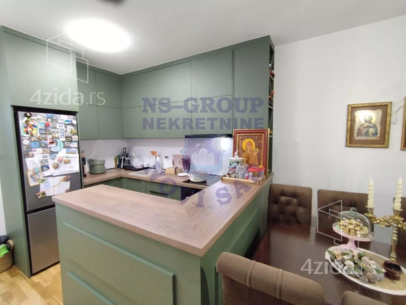 Četvorosoban stan | 4zida