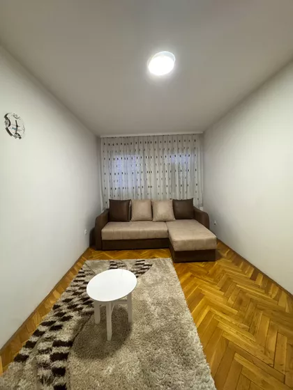 Pavla Papa | 4zida.rs