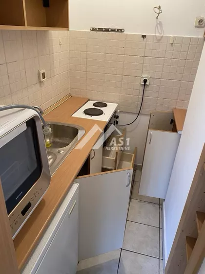 Bulevar Cara Lazara | 4zida.rs