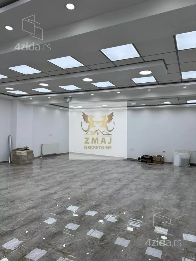 Poslovni prostor | 4zida