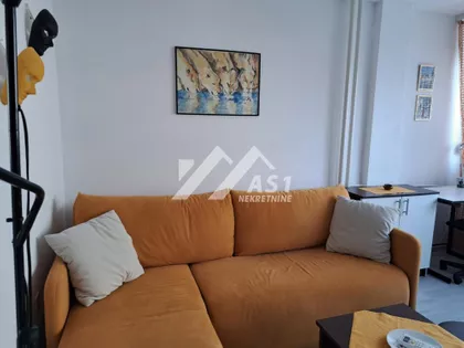 Bulevar Cara Lazara | 4zida.rs