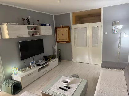 Karađorđeva 52/87 | 4zida.rs