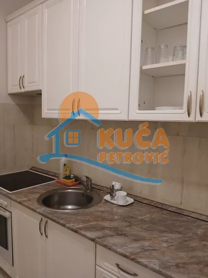 Obrenovićeva | 4zida.rs