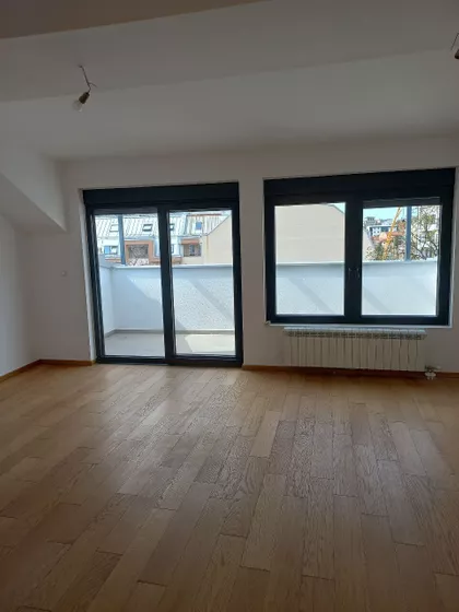 Južni Bulevar | 4zida.rs