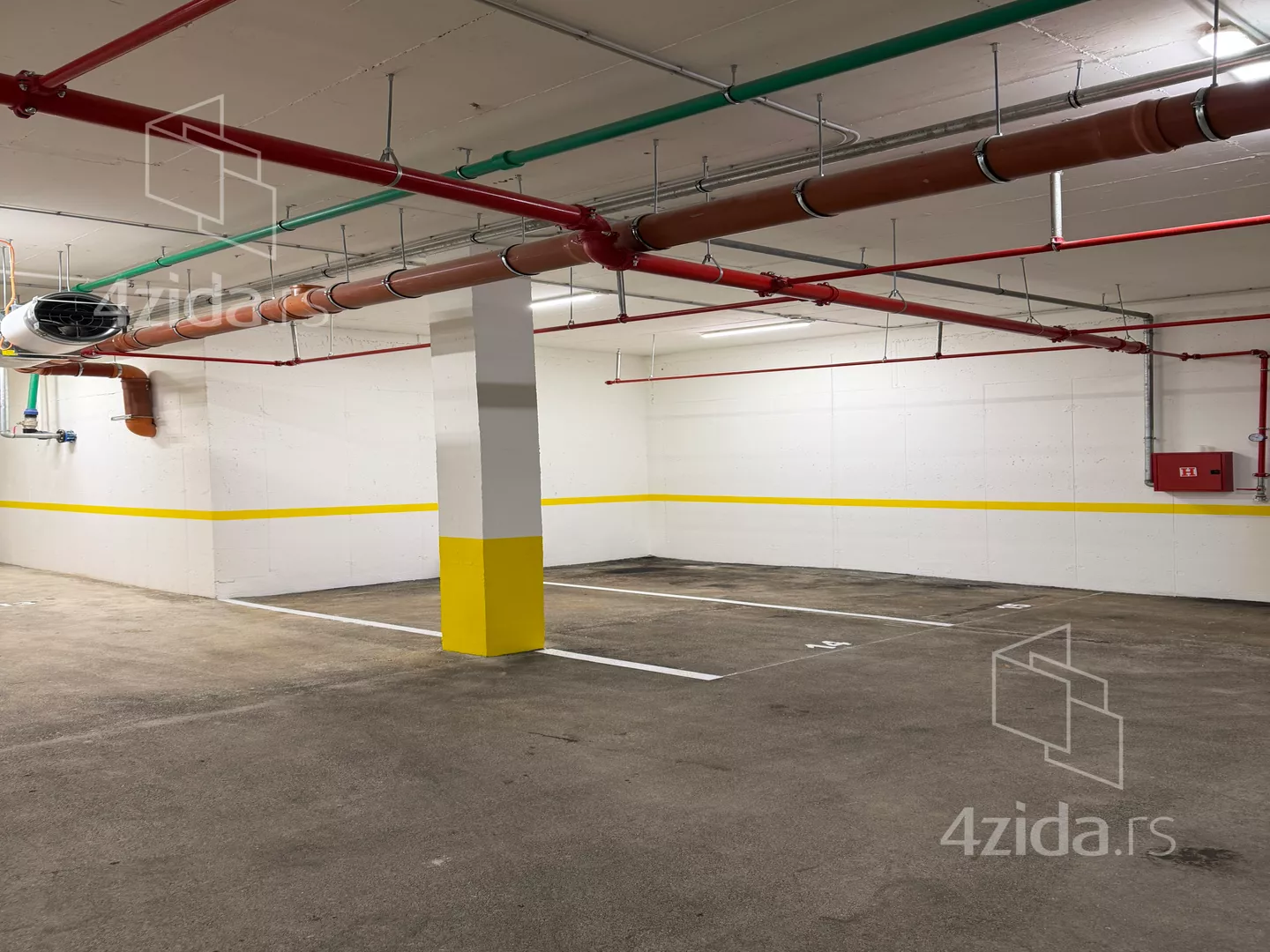 Garaža | 4zida