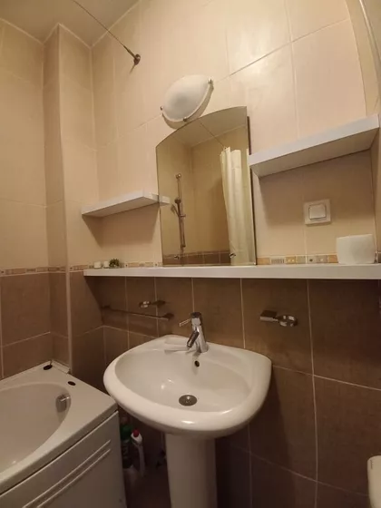 Crveni Krst Vračar | 4zida.rs