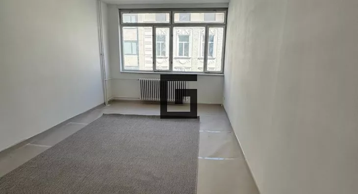 Šestosoban stan | 4zida