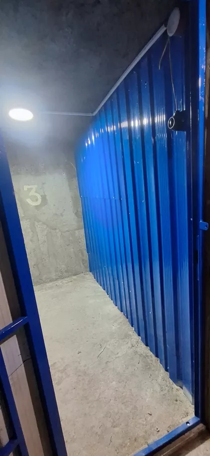 Ustanička 200 | 4zida.rs