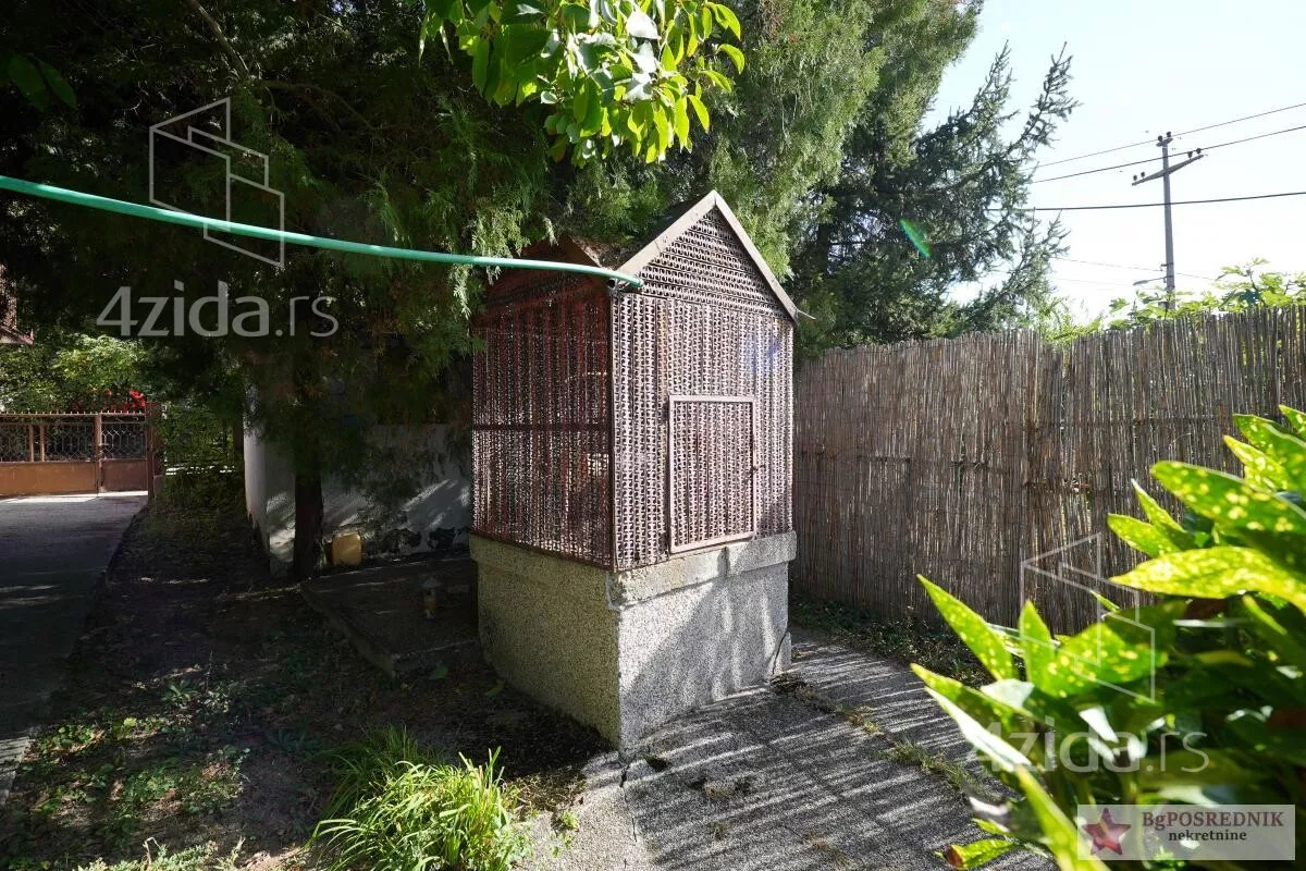 Kuća | 4zida