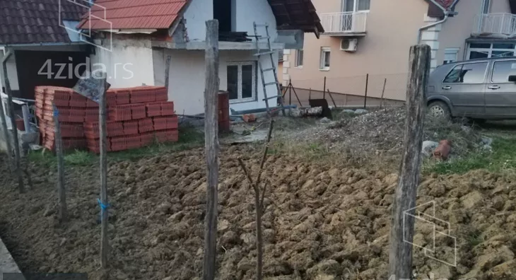 Građevinsko zemljište | 4zida