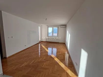 Vojvode Vlahovića Voždovac | 4zida.rs