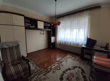 Kertvaroš | 4zida.rs