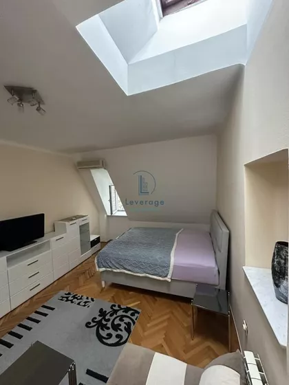 Cara Lazara | 4zida.rs