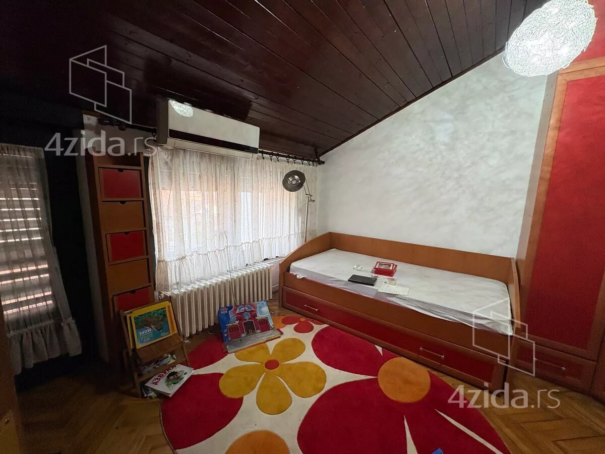 3-etažna kuća | 4zida