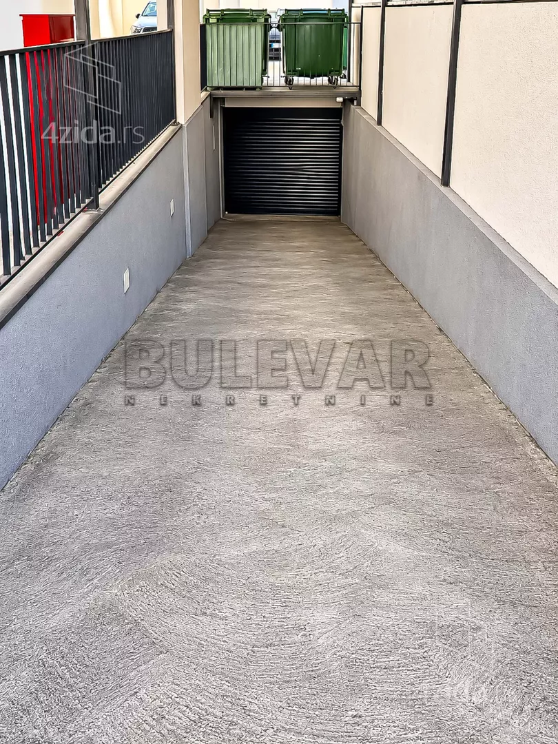 Garaža | 4zida