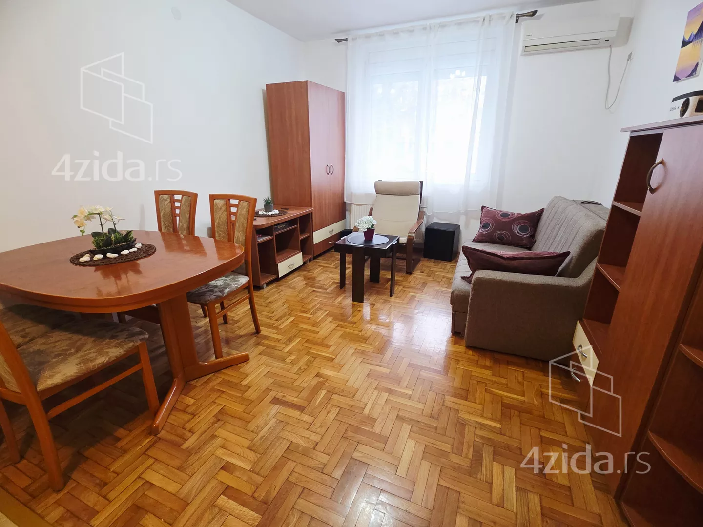 Dvoiposoban stan | 4zida