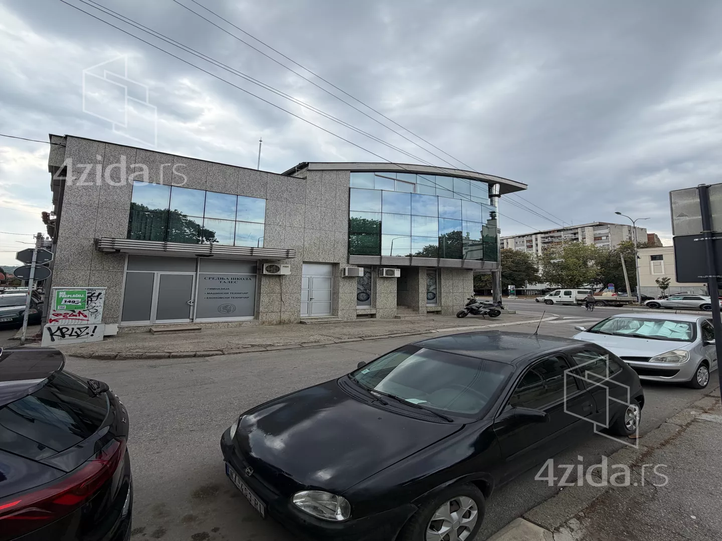 Poslovni prostor | 4zida