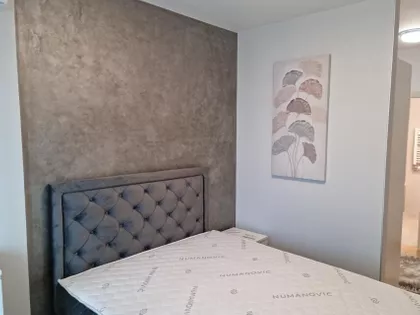 Tadije Sondermajera | 4zida.rs