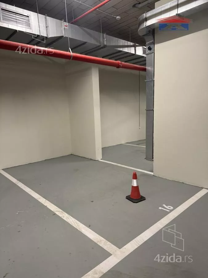 Garaža/Parking | 4zida