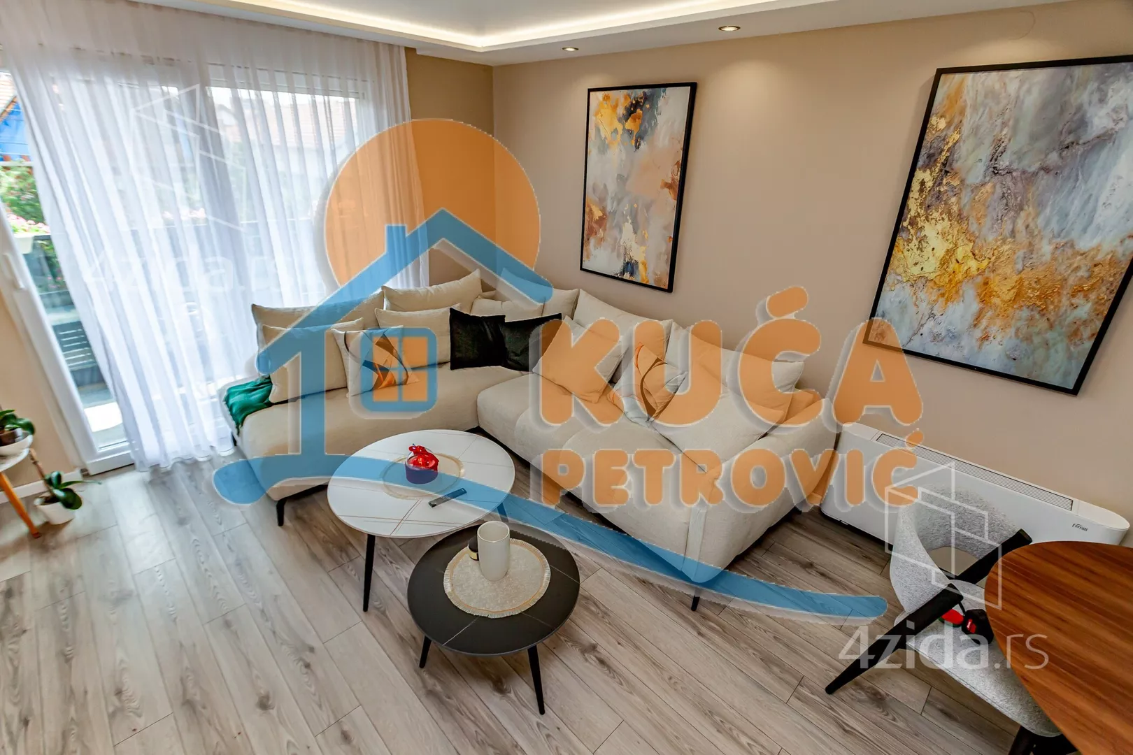 Dvoiposoban stan | 4zida