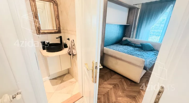 Četvoroiposoban stan | 4zida