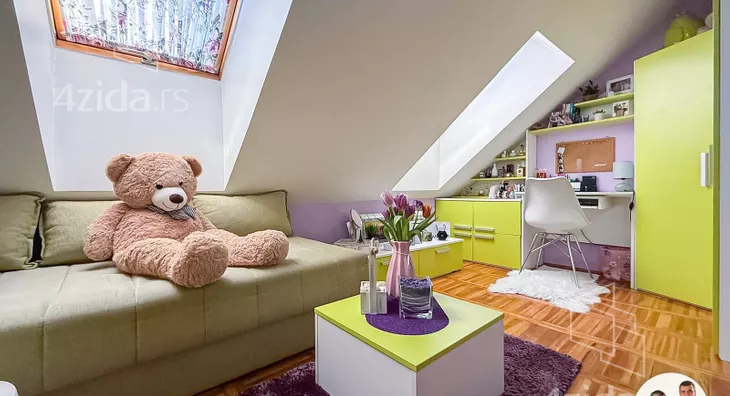 Troiposoban stan | 4zida