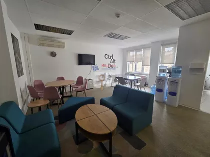 Trg Nikole Pašića | 4zida.rs