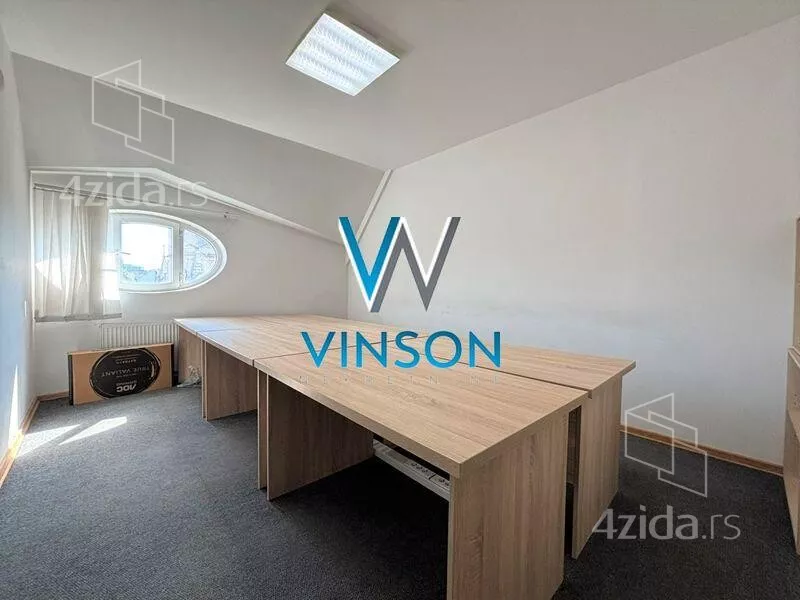 Četvoroiposoban stan | 4zida