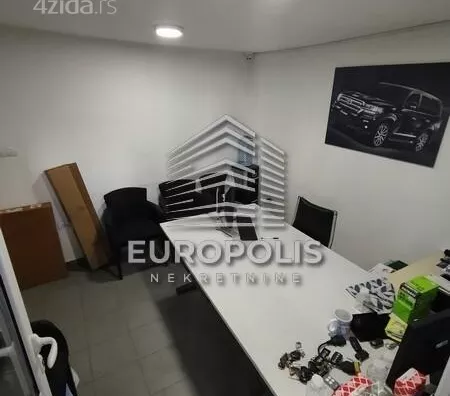 Poslovni prostor | 4zida