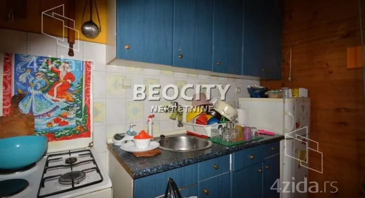Petoiposoban stan | 4zida