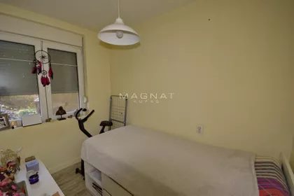 Gvozdićeva | 4zida.rs